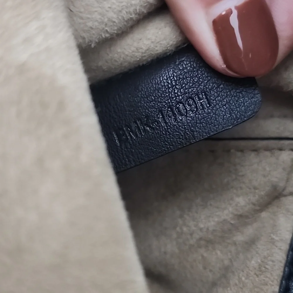Micheal Kors leather black bucket bag